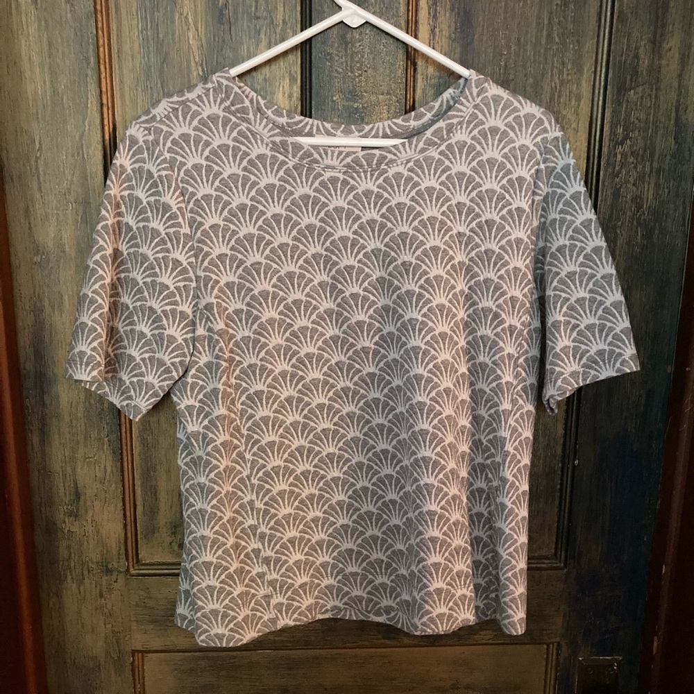 LOFT- gray and white top, wore once!!